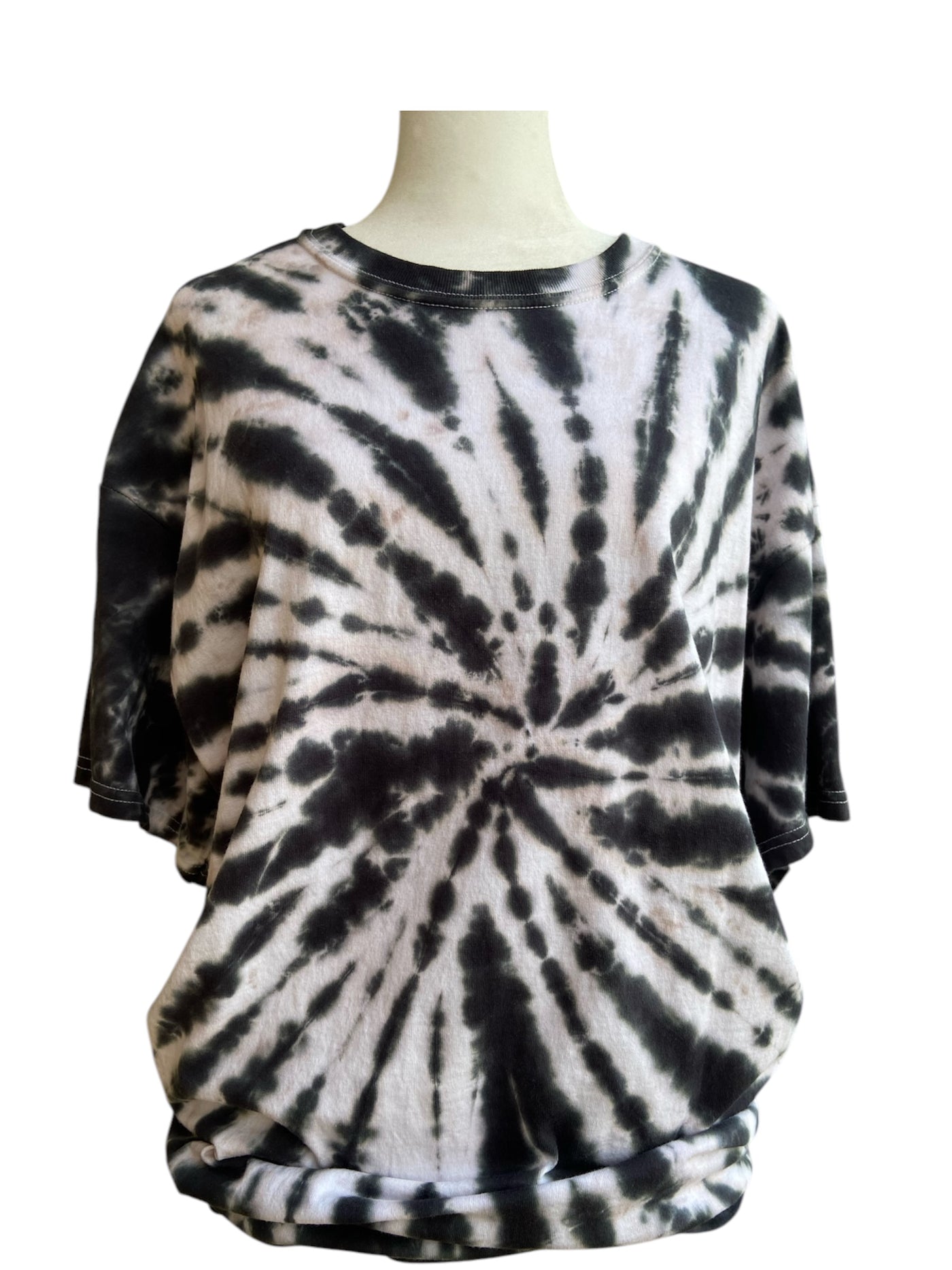 Black and White Spiral Tie-Dye Short Sleeve Tshirt